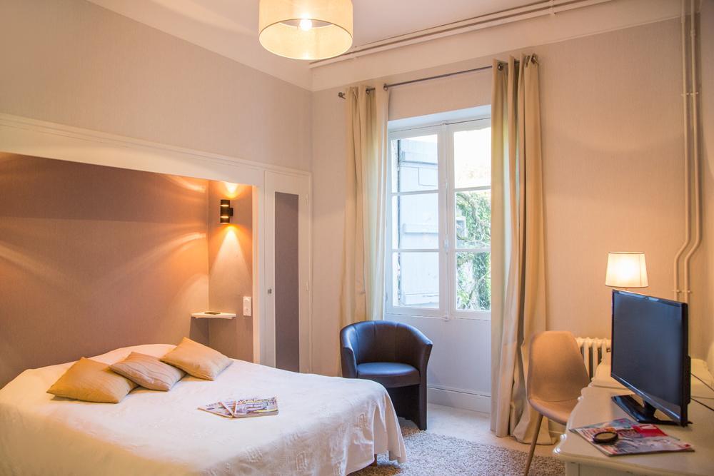 Hotel Cante Grit บาร์โบตอง-เลส์-แตมส์ ภายนอก รูปภาพ